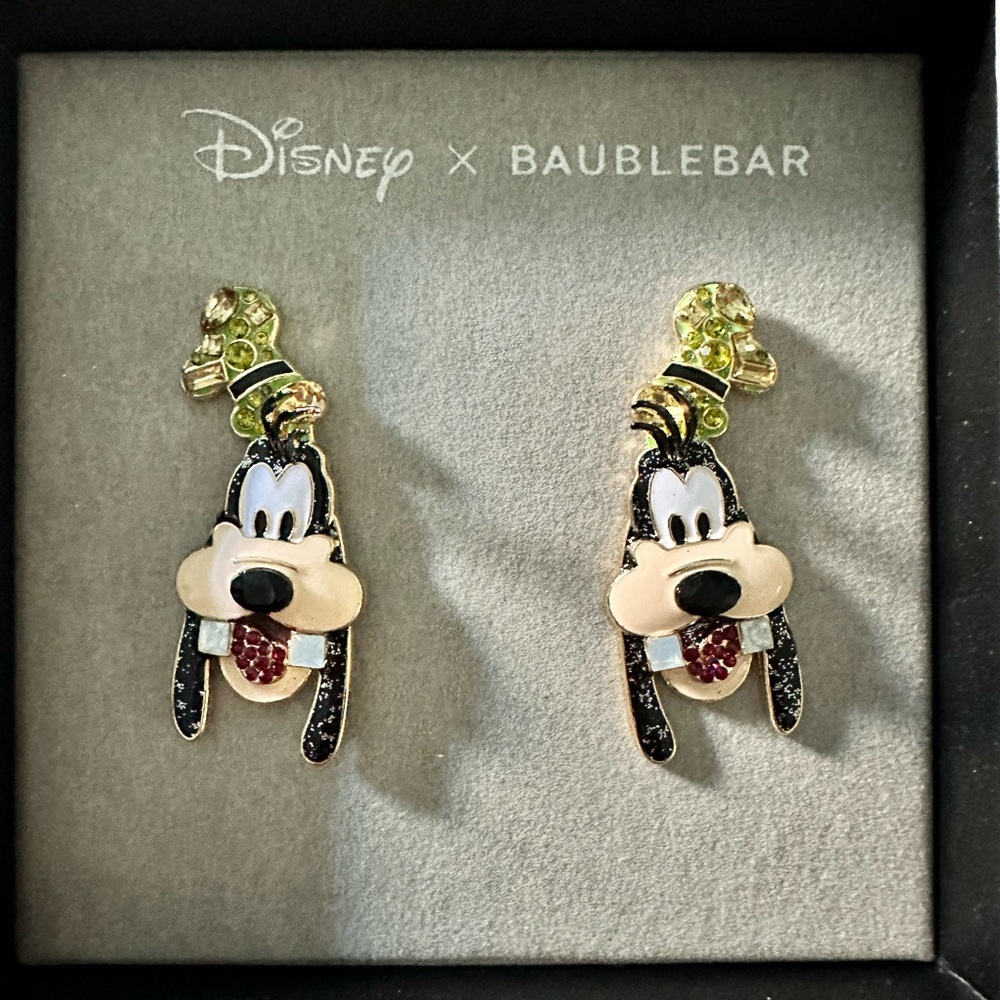 Brand New In Box - Disney Baubllebar Earrings (Goofy)